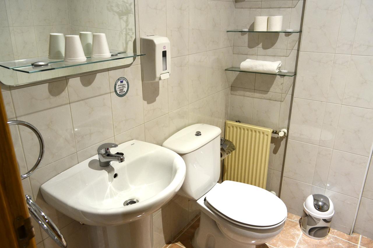 Hostal Lucus Lugo Dış mekan fotoğraf