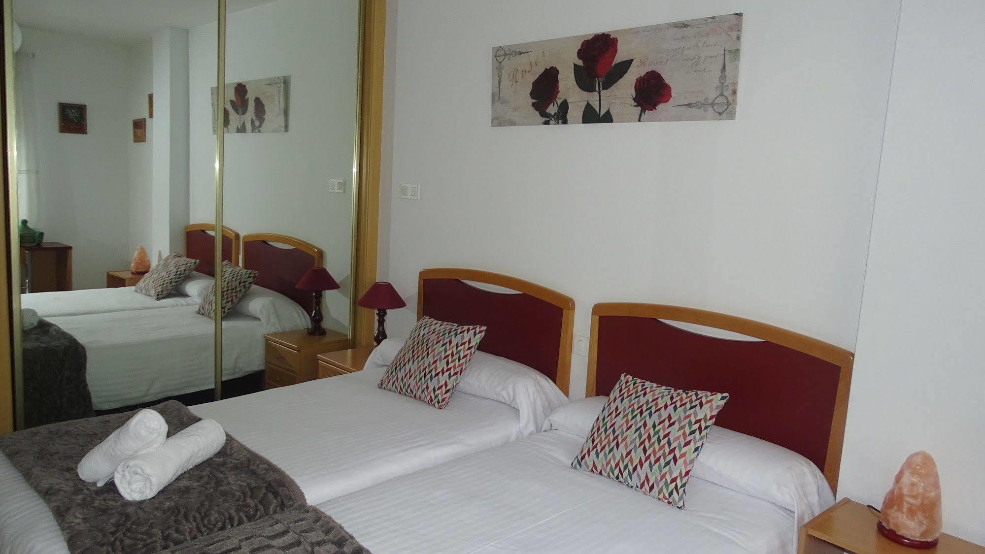 Hostal Lucus Lugo Dış mekan fotoğraf