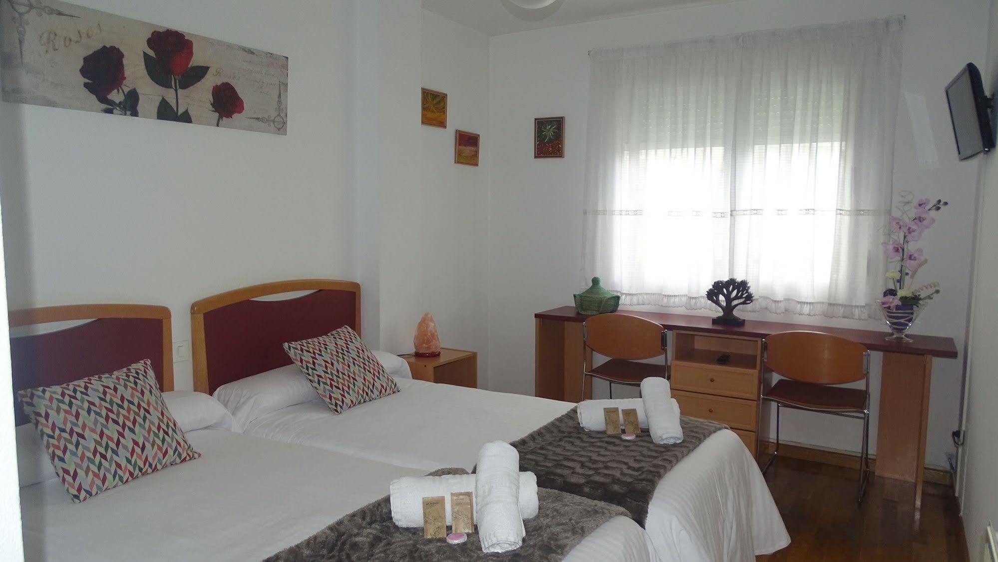 Hostal Lucus Lugo Dış mekan fotoğraf