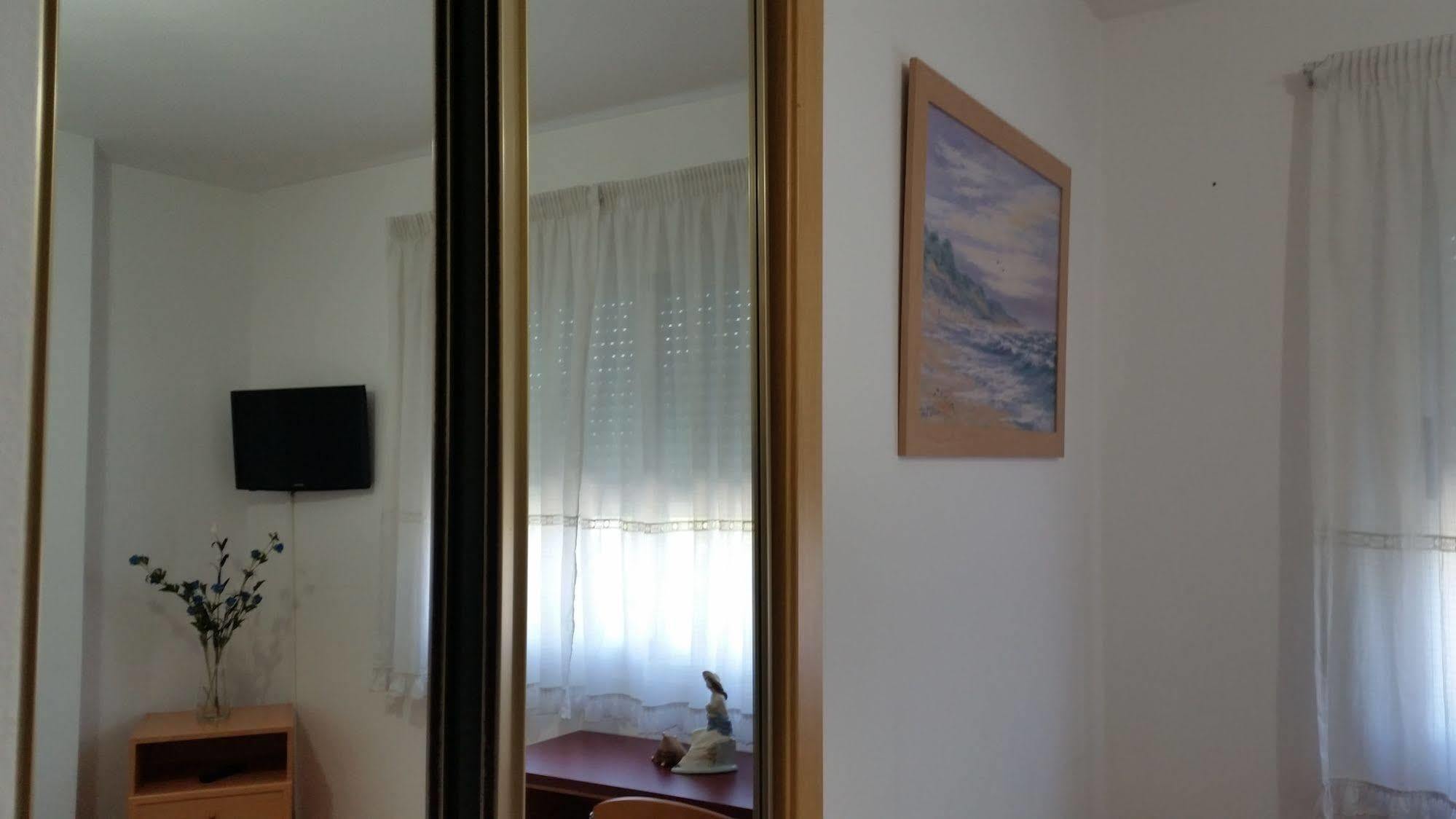 Hostal Lucus Lugo Dış mekan fotoğraf