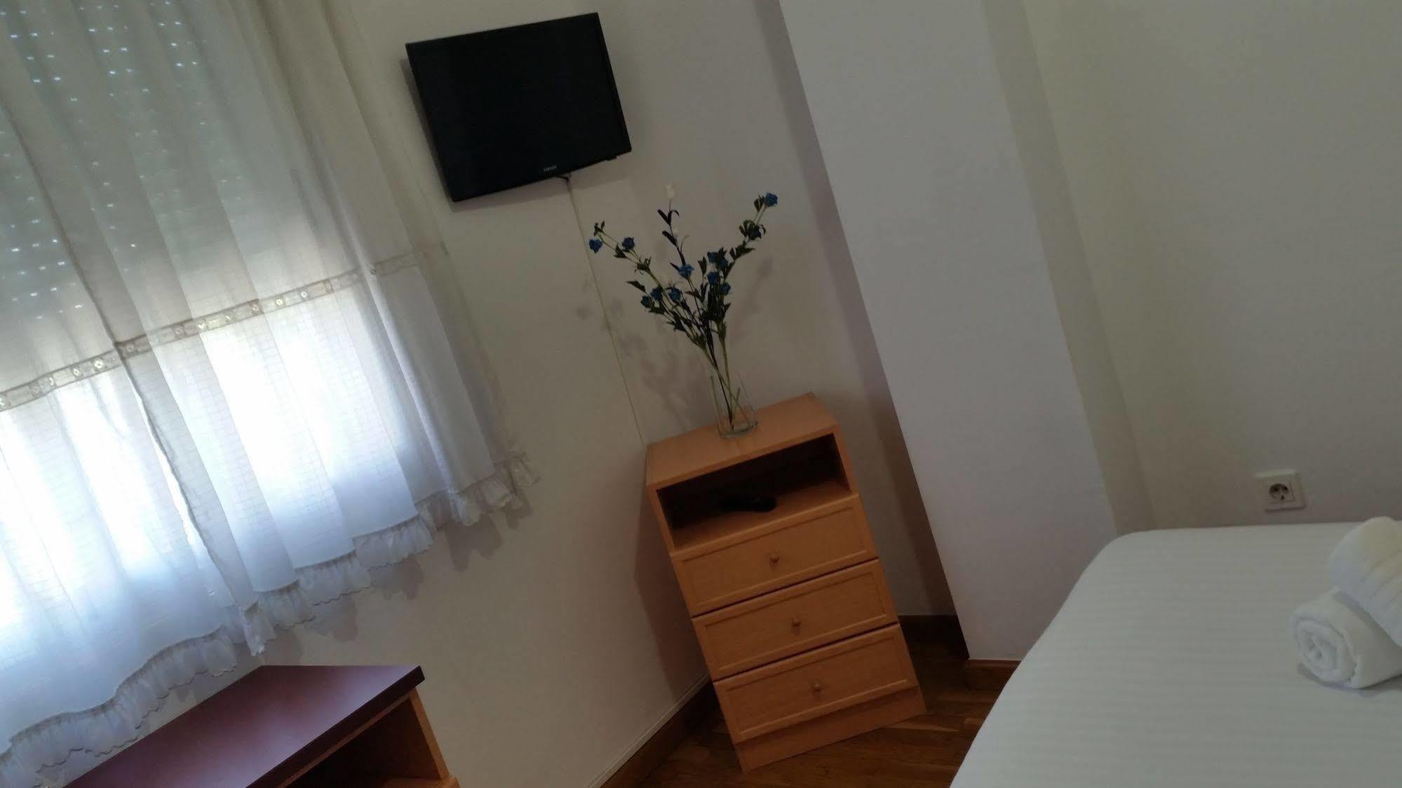 Hostal Lucus Lugo Dış mekan fotoğraf
