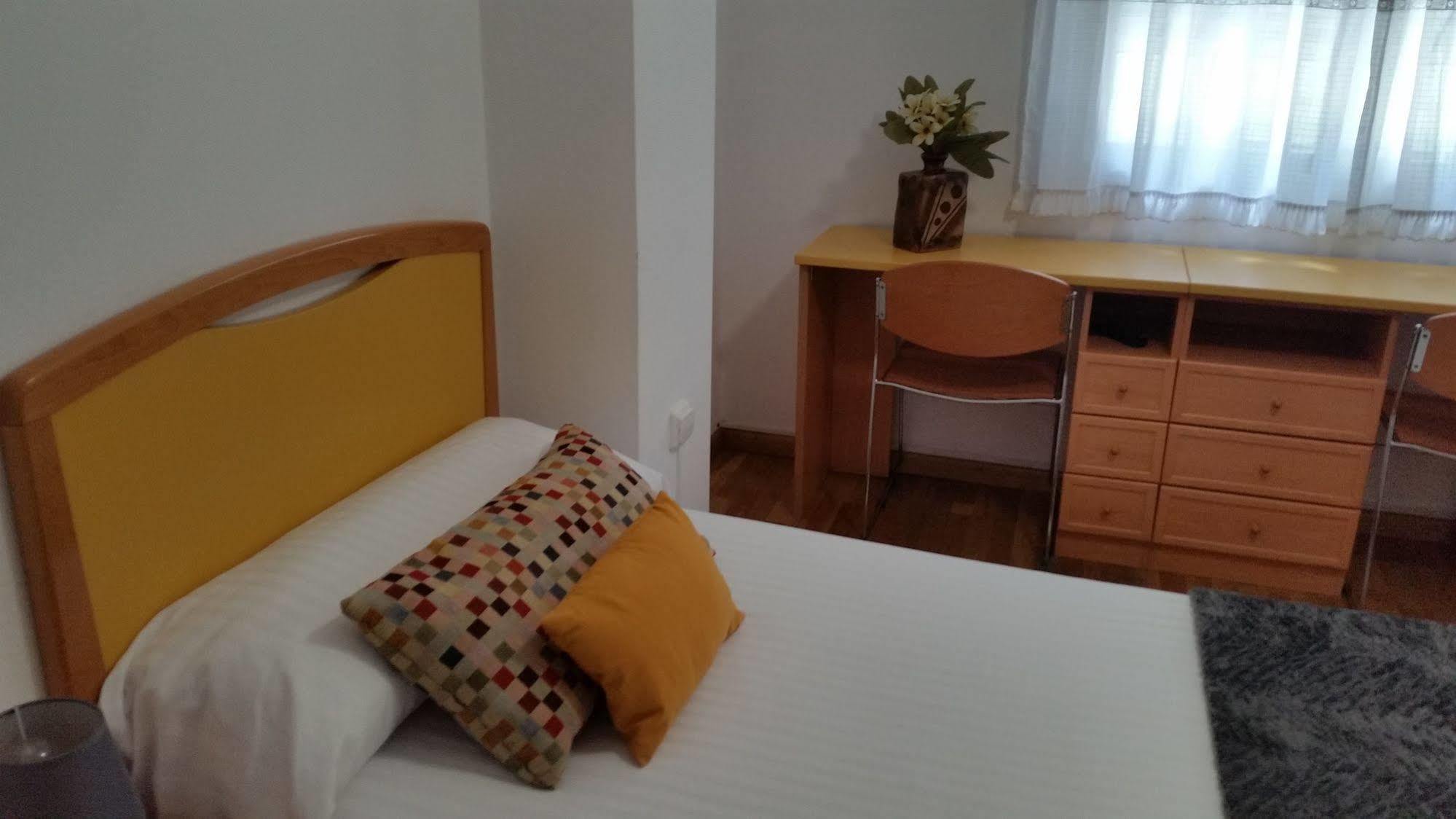 Hostal Lucus Lugo Dış mekan fotoğraf